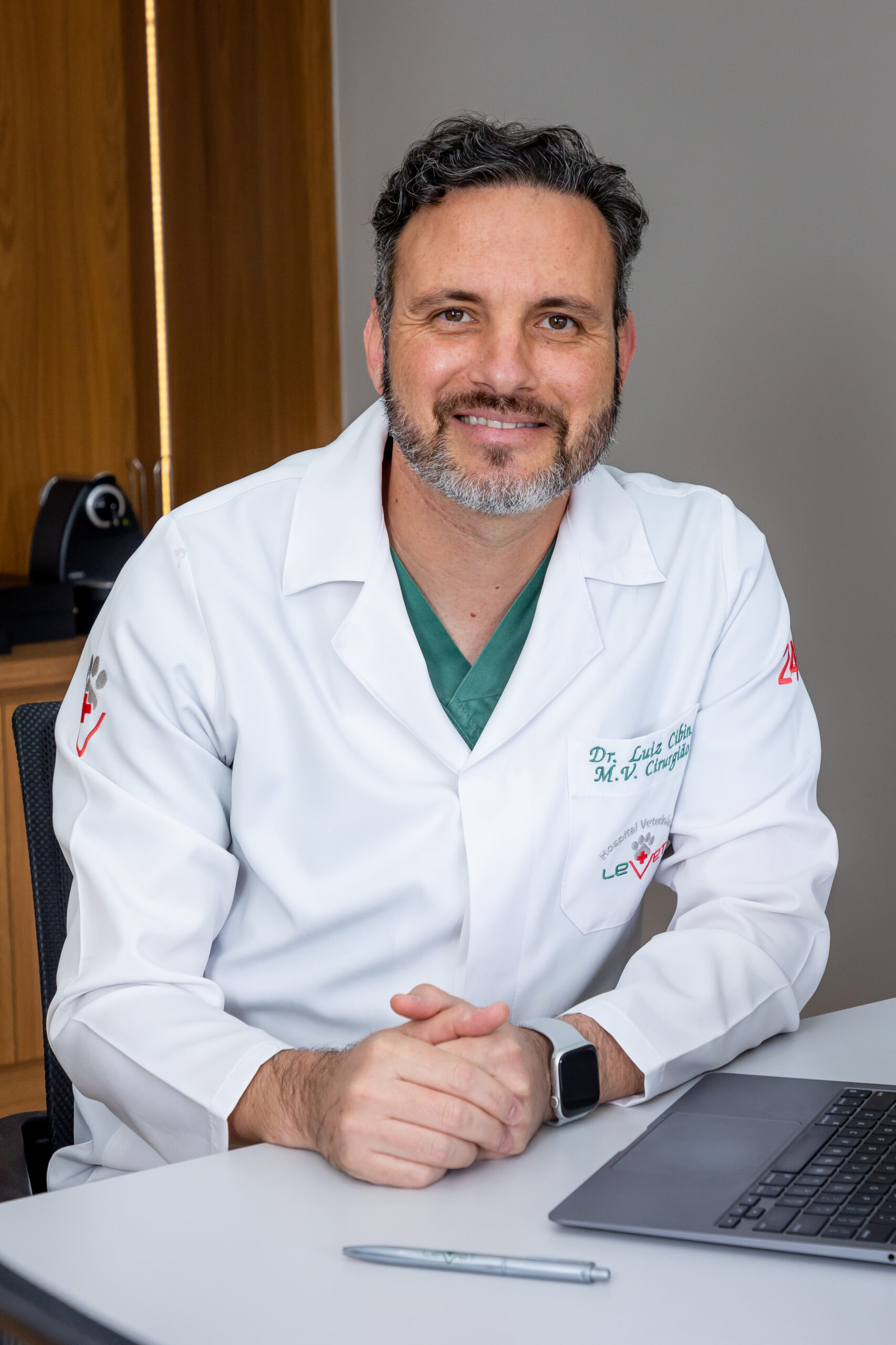 Médico Veterinário Dr. Luiz Felipe Ximenes Cibin